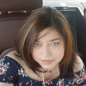 Meet your Posher, Lorena